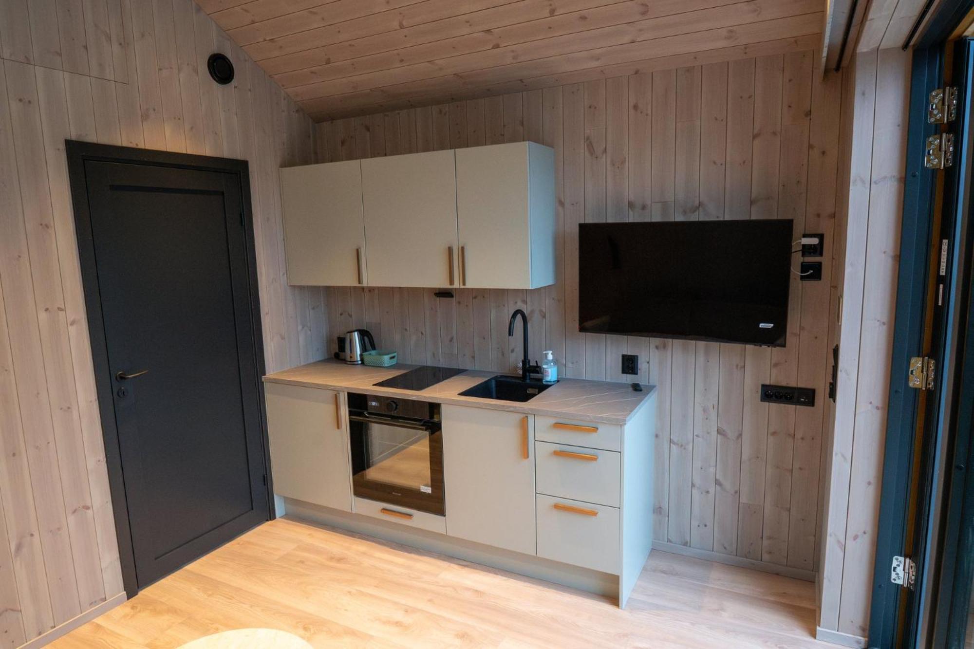 Kulleseidkanalen Gjestehamn Bomlo Exteriér fotografie